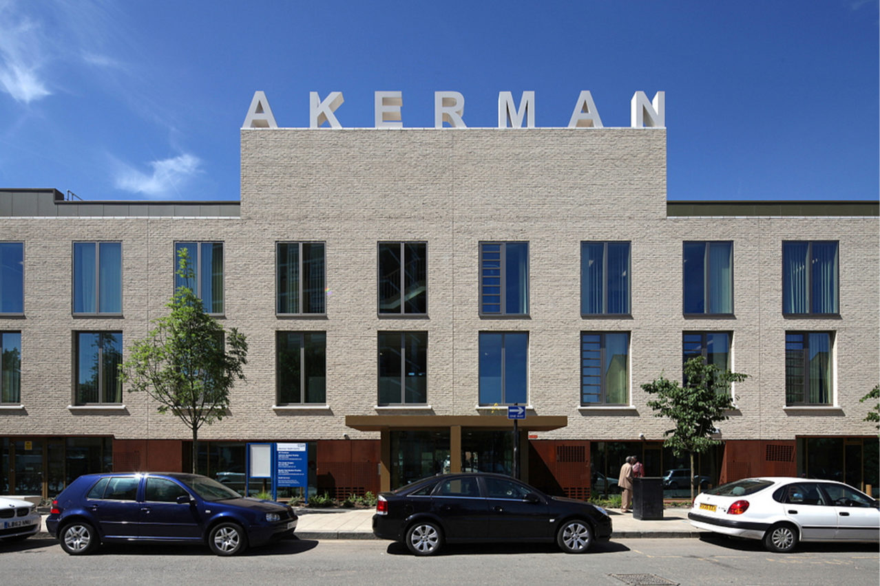 External branding lettering