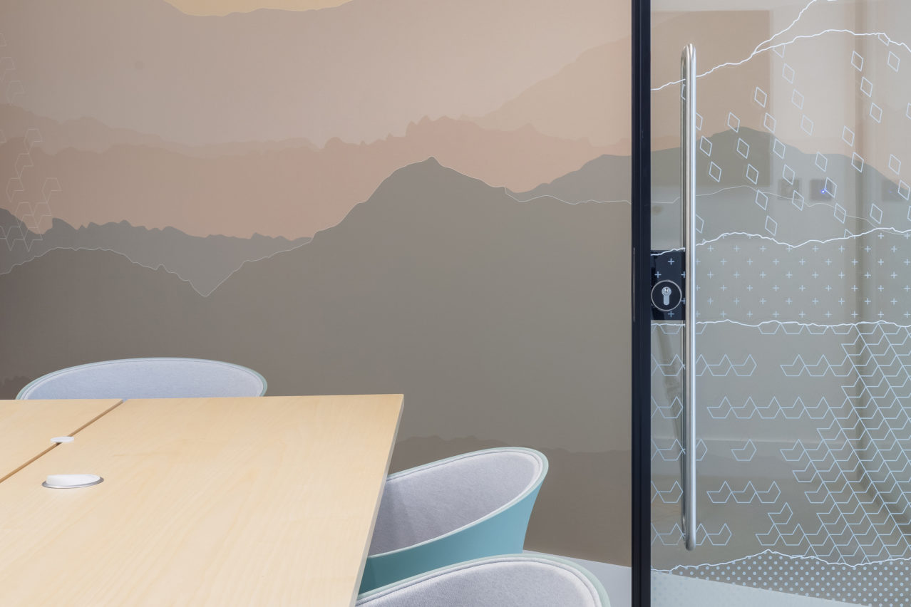 Digital wallpaper graphics and manifestation