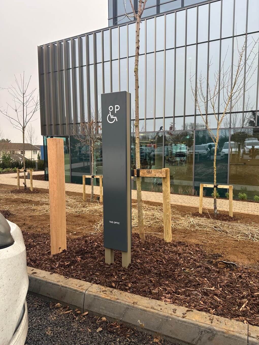 Disabled parking sign